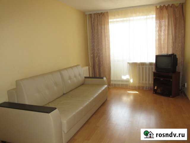 1-комнатная квартира, 38 м², 7/10 эт. в аренду посуточно в Кирове Киров - изображение 1