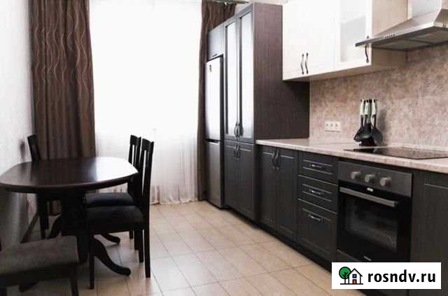 2-комнатная квартира, 75 м², 10/25 эт. в аренду посуточно в Хабаровске Хабаровск - изображение 1