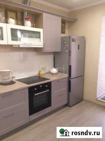 2-комнатная квартира, 56 м², 10/15 эт. в аренду на длительный срок в Омске Омск - изображение 1