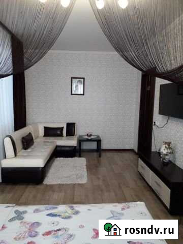 1-комнатная квартира, 46 м², 12/14 эт. в аренду посуточно в Тольятти Тольятти - изображение 1