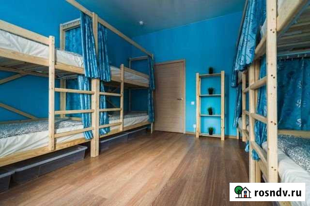 Комната 29.4 м² в > 9-ком. кв., 3/5 эт. в аренду посуточно в Санкт-Петербурге Санкт-Петербург - изображение 1