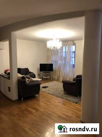 3-комнатная квартира, 130 м², 2/5 эт. в аренду на длительный срок в Казани Казань - изображение 1