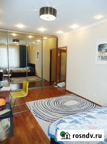 1-комнатная квартира, 38 м², 2/5 эт. в аренду посуточно в Усинске Усинск - изображение 1