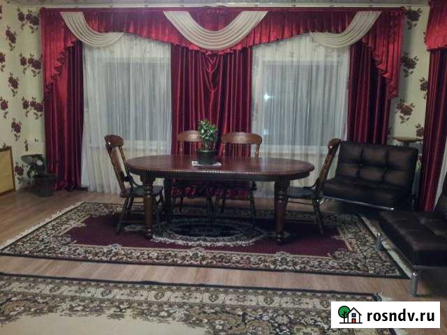 Коттедж 160 м² на участке 10 сот. в аренду посуточно в Великом Устюге Великий Устюг - изображение 1