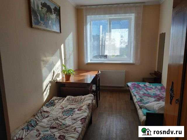 Комната 18 м² в 2-ком. кв., 1/1 эт. в аренду на длительный срок в Симферополе Симферополь - изображение 1