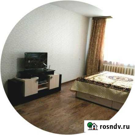 1-комнатная квартира, 32 м², 1/5 эт. в аренду посуточно в Уссурийске Уссурийск - изображение 1