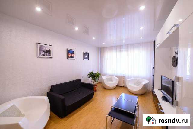 2-комнатная квартира, 54 м², 1/9 эт. в аренду посуточно во Владивостоке Владивосток - изображение 1