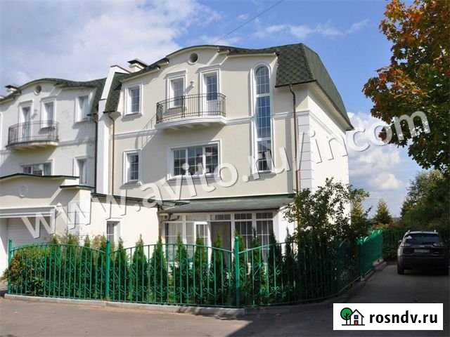 Таунхаус 450 м² на участке 3 сот. на продажу в Красногорске Московской области Красногорск - изображение 1