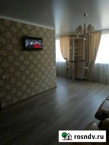 2-комнатная квартира, 46 м², 1/5 эт. в аренду посуточно в Орске Орск - изображение 1