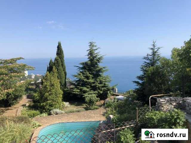 Дом 200 м² на участке 7 сот. на продажу в Гаспре Гаспра - изображение 1