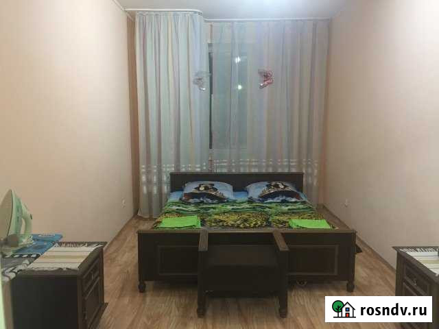 2-комнатная квартира, 60 м², 1/17 эт. в аренду посуточно в Красноярске Красноярск - изображение 1