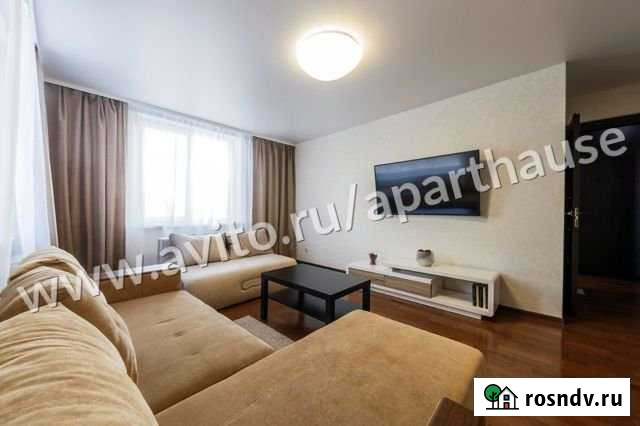 2-комнатная квартира, 60 м², 10/26 эт. в аренду посуточно в Екатеринбурге Екатеринбург - изображение 1