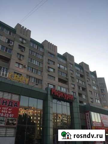 1-комнатная квартира, 42 м², 3/10 эт. в аренду посуточно в Энгельсе Энгельс - изображение 1