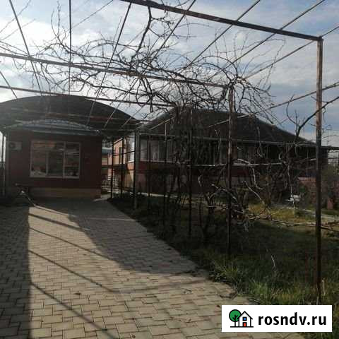 Дом 175 м² на участке 6 сот. в аренду на длительный срок в Яблоновском Яблоновский - изображение 1