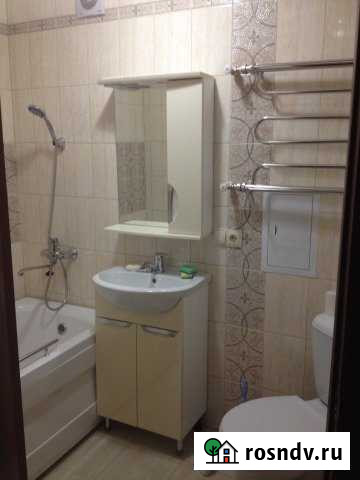 1-комнатная квартира, 32 м², 2/5 эт. в аренду посуточно в Майкопе Майкоп - изображение 1