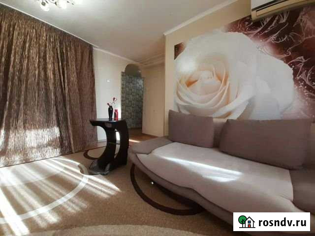 1-комнатная квартира, 34 м², 4/4 эт. в аренду посуточно в Волжском Волгоградской области Волжский - изображение 1