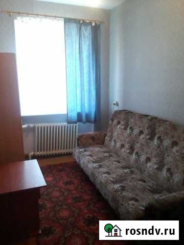 Комната 8 м² в 4-ком. кв., 1/3 эт. в аренду на длительный срок в Калининграде Калининград - изображение 1