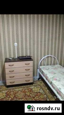 Комната 25 м² в 2-ком. кв., 1/2 эт. в аренду на длительный срок в Ейске Ейск - изображение 1