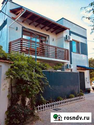 Дом 130 м² на участке 1 сот. в аренду посуточно в Евпатории Евпатория - изображение 1