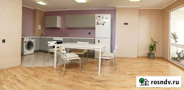 2-комнатная квартира, 60 м², 6/16 эт. в аренду посуточно в Омске Омск - изображение 1