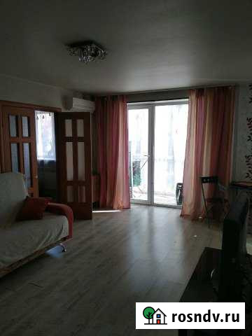 2-комнатная квартира, 51 м², 2/4 эт. в аренду посуточно в Уссурийске Уссурийск - изображение 1