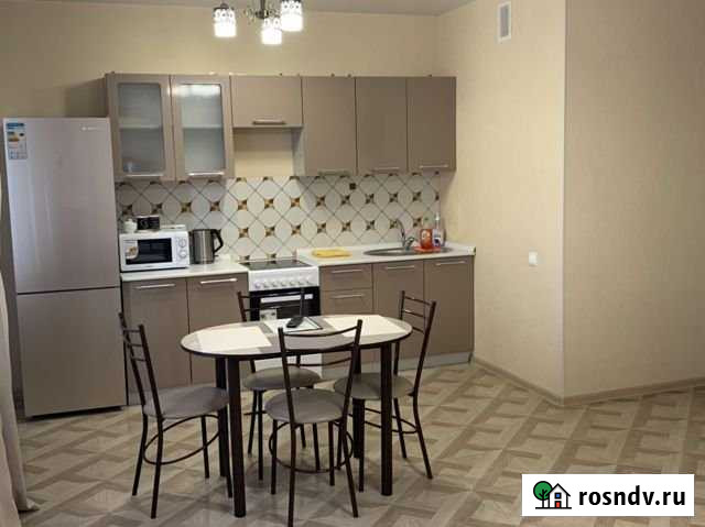 1-комнатная квартира, 45 м², 14/16 эт. в аренду посуточно в Иркутске Иркутск - изображение 1