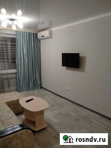 1-комнатная квартира, 37 м², 7/10 эт. в аренду посуточно в Саратове Саратов - изображение 1