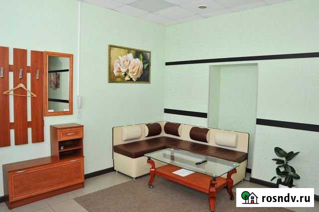 3-комнатная квартира, 58 м², 1/1 эт. в аренду посуточно в Волжском Волгоградской области Волжский - изображение 1