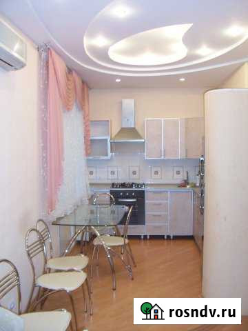 3-комнатная квартира, 81 м², 3/3 эт. в аренду на длительный срок в Волжском Волгоградской области Волжский - изображение 1