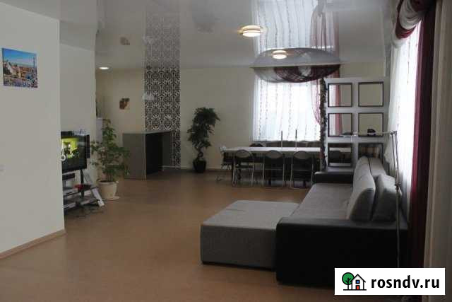 Коттедж 240 м² на участке 30 сот. в аренду посуточно в Самаре Самара - изображение 1