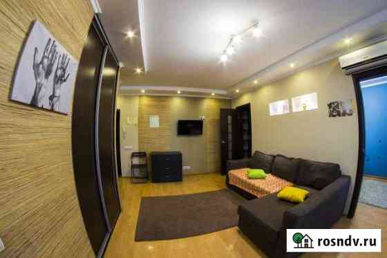 2-комнатная квартира, 45 м², 4/5 эт. в аренду посуточно в Омске Омск