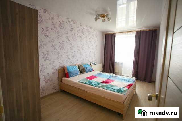 4-комнатная квартира, 78 м², 4/9 эт. в аренду посуточно в Чебоксарах Чебоксары - изображение 1