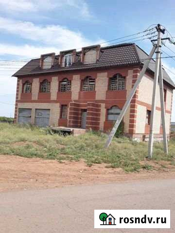 Коттедж 700 м² на участке 10 сот. на продажу в Оренбурге Оренбург - изображение 1