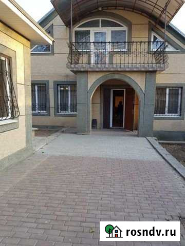 Дом 200 м² на участке 4.5 сот. в аренду посуточно в Симферополе Симферополь - изображение 1