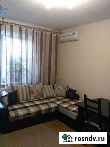 1-комнатная квартира, 37 м², 3/10 эт. в аренду посуточно в Батайске Батайск - изображение 1