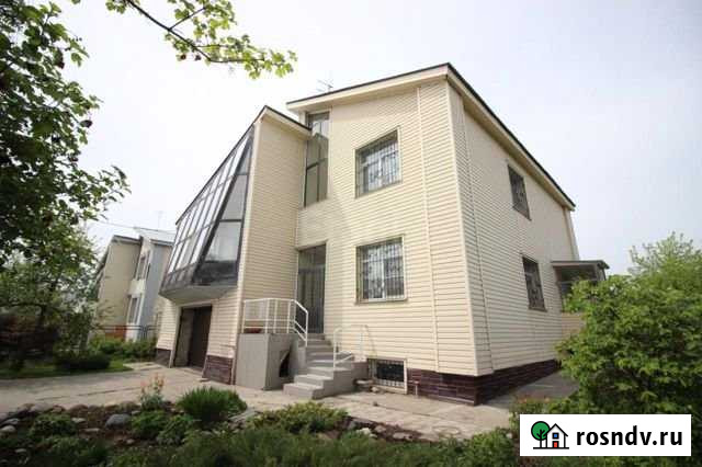 Коттедж 298 м² на участке 10 сот. на продажу в Барнауле Барнаул - изображение 1