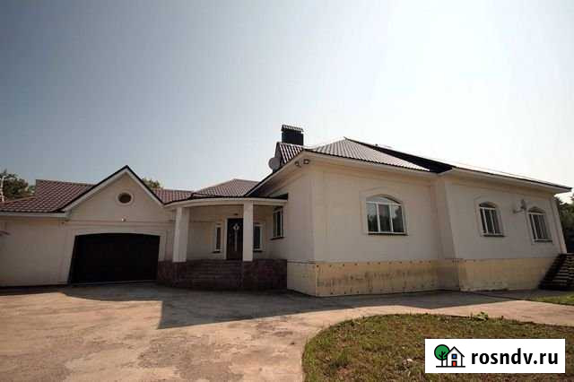 Коттедж 450 м² на участке 30 сот. в аренду посуточно в Уфе Уфа - изображение 1