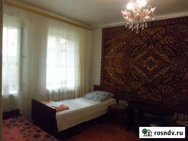 Комната 15 м² в 2-ком. кв., 1/2 эт. в аренду на длительный срок в Ялте Ялта - изображение 1