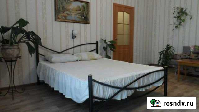 1-комнатная квартира, 51 м², 1/5 эт. в аренду посуточно в Севастополе Севастополь - изображение 1