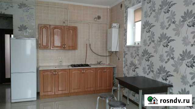 2-комнатная квартира, 46 м², 1/3 эт. в аренду на длительный срок в Севастополе Севастополь - изображение 1