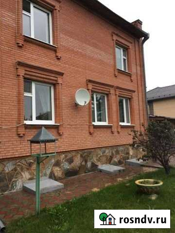 Коттедж 200 м² на участке 10 сот. на продажу в Минусинске Минусинск - изображение 1