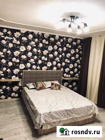 1-комнатная квартира, 48 м², 4/10 эт. в аренду посуточно в Нягани Нягань - изображение 1