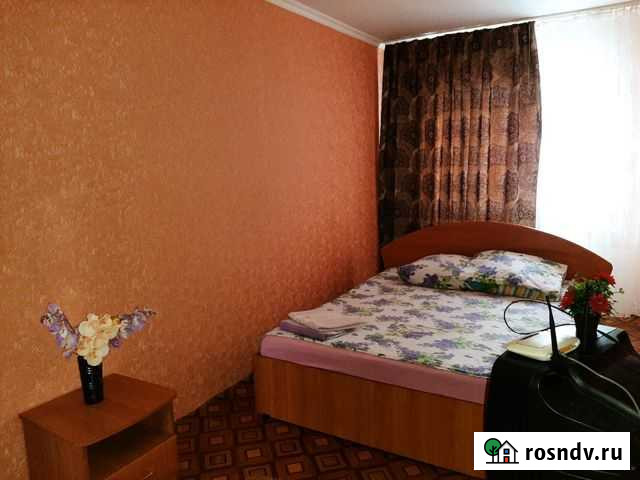 2-комнатная квартира, 54 м², 1/5 эт. в аренду посуточно в Ачинске Ачинск - изображение 1