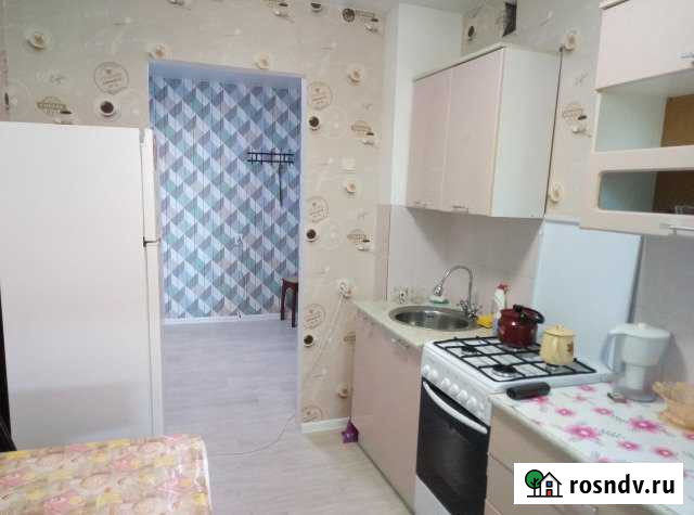 2-комнатная квартира, 60 м², 3/3 эт. в аренду посуточно в Палласовке Палласовка - изображение 1