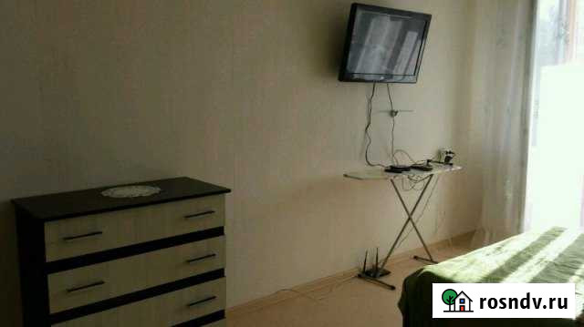 1-комнатная квартира, 35 м², 3/5 эт. в аренду посуточно в Братске Братск - изображение 1