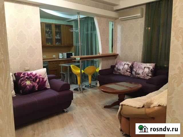 2-комнатная квартира, 75 м², 2/5 эт. в аренду посуточно в Барнауле Барнаул - изображение 1