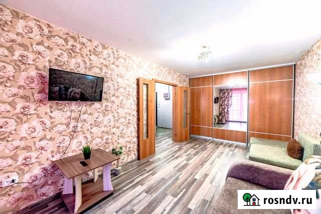 1-комнатная квартира, 40 м², 8/10 эт. в аренду посуточно в Новокузнецке Новокузнецк - изображение 1