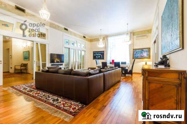 5-комнатная квартира, 210 м², 2/5 эт. в аренду на длительный срок в Москве Москва - изображение 1