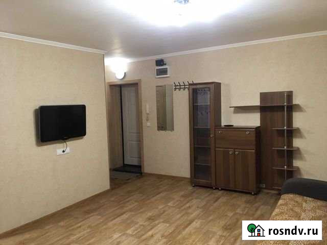 2-комнатная квартира, 64 м², 5/5 эт. в аренду посуточно в Красноярске Красноярск - изображение 1