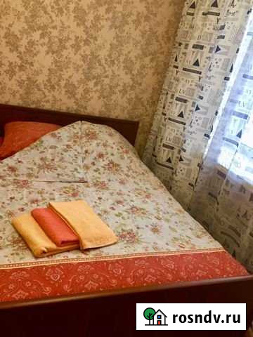 2-комнатная квартира, 35 м², 5/5 эт. в аренду посуточно в Междуреченске Кемеровской области Междуреченск - изображение 1